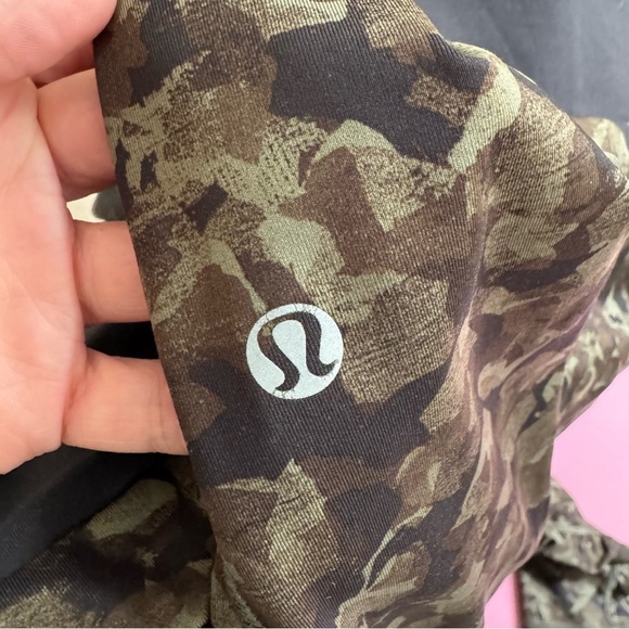 Lululemon Speed Tight III in Mystic Jungle Fatigue Green - Picture 7 of 8